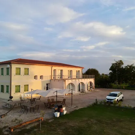 Ca' Vascon Agrituristico Hotel