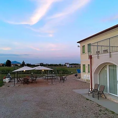 Ca' Vascon Agrituristico ホテル Villa Estense
